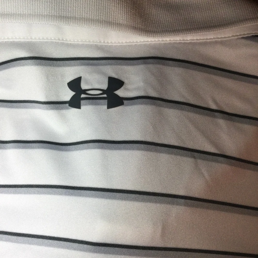 UNDER ARMOUR POLO SHIRT SIZE XXL (SMALL INK STAIN AS SHOWN IN PHOTO) - Picture 9 of 9